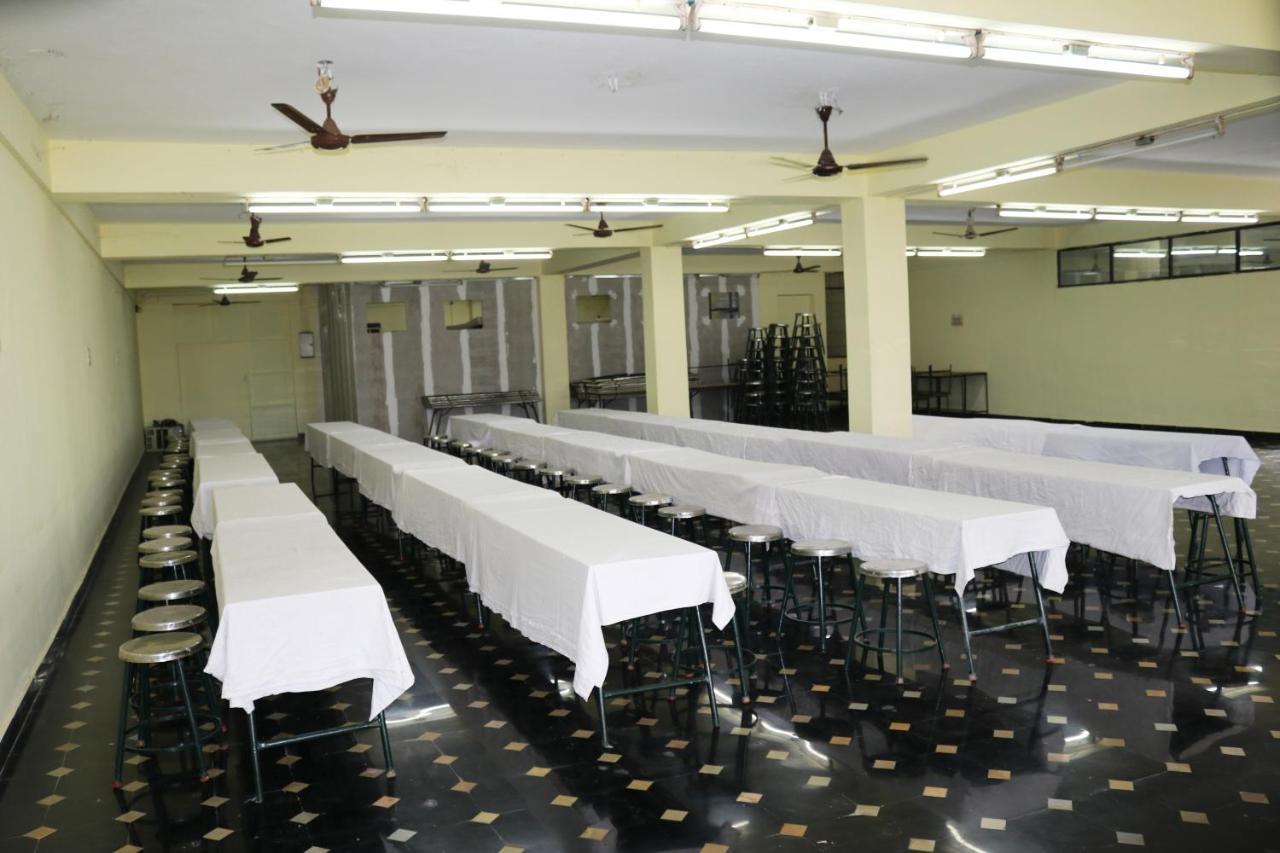 Hotel Siva Sakthi Tiruvannāmalai Εξωτερικό φωτογραφία