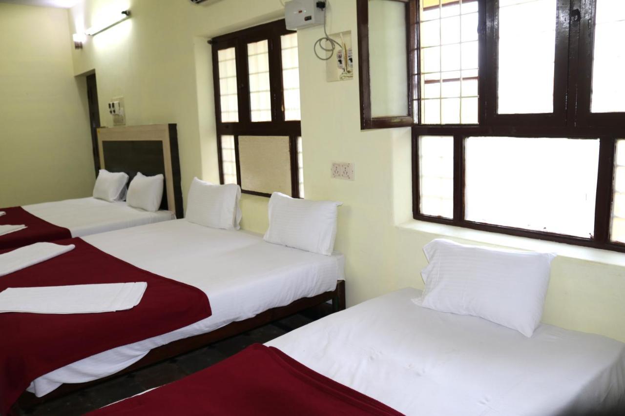 Hotel Siva Sakthi Tiruvannāmalai Εξωτερικό φωτογραφία
