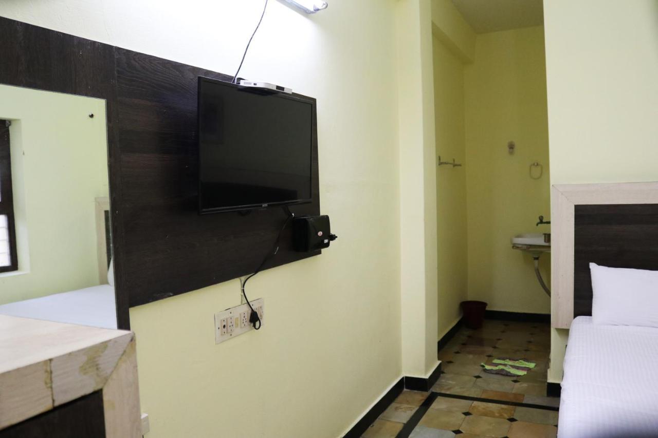 Hotel Siva Sakthi Tiruvannāmalai Εξωτερικό φωτογραφία