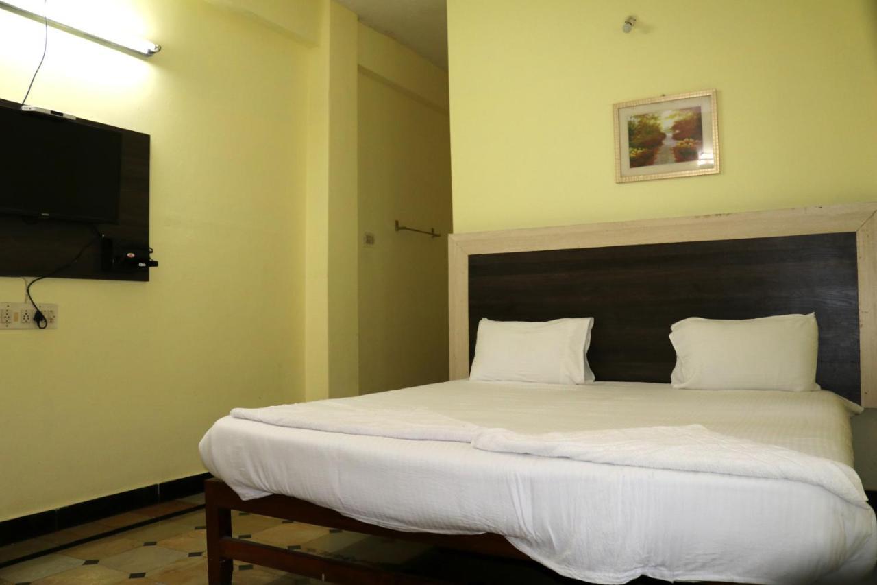 Hotel Siva Sakthi Tiruvannāmalai Εξωτερικό φωτογραφία